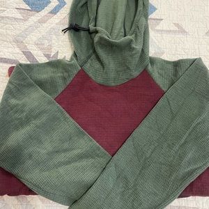 Melanomas Microgrid Pullover